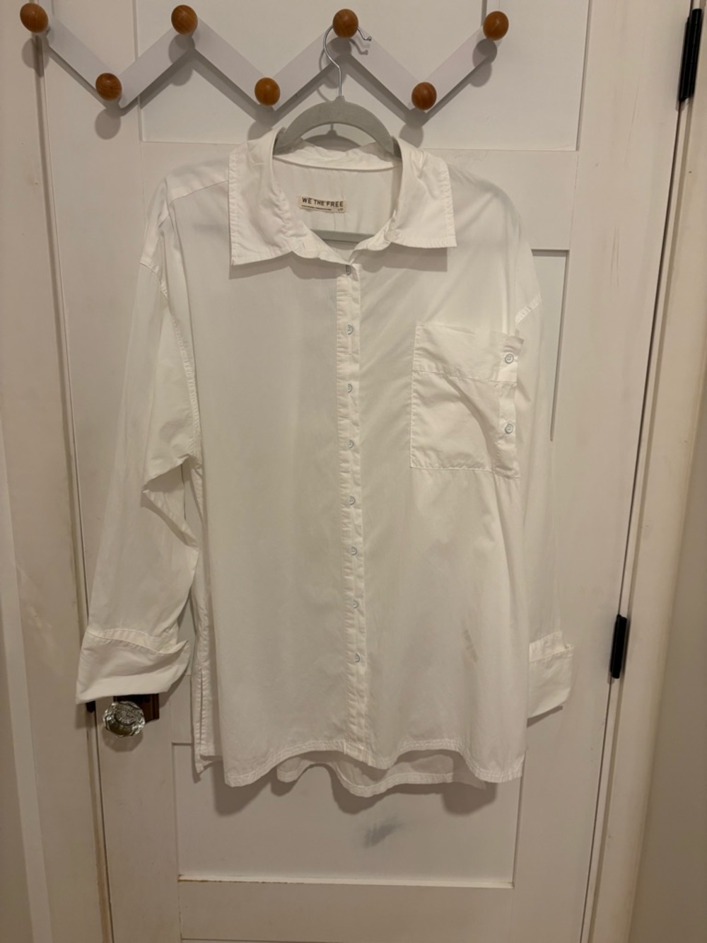 NWT We The Free Women’s White Long-Sleeve Button Shirt